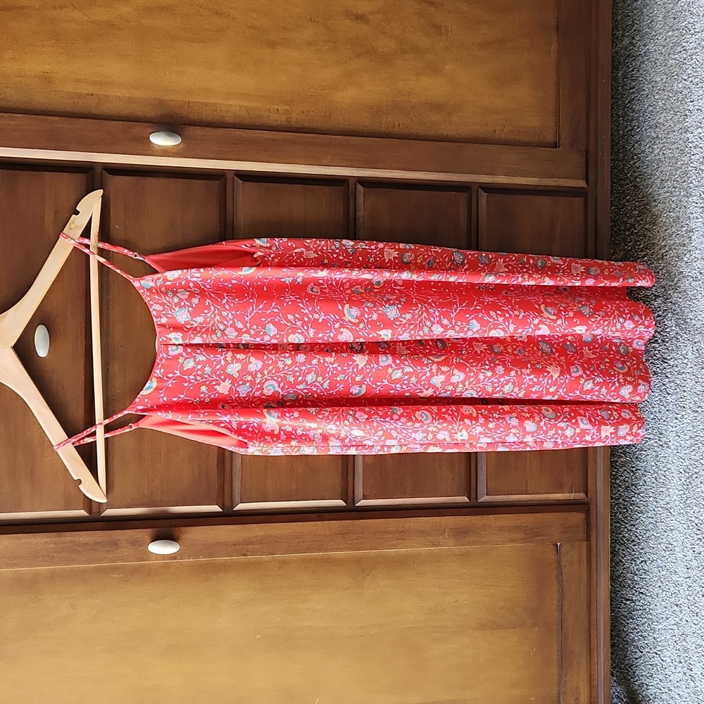 Fully lined sundress with cute details